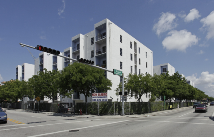 Miami-Dade Commissioner Rene Garcia hosts town hall for condo owners