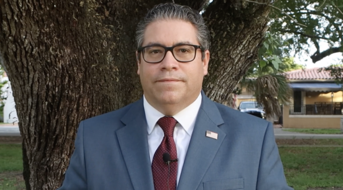 Coral Gables Commissioner Ariel Fernandez leaves dais for a ‘new Cuba’
